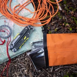 Leatherman "Signal" - Gray -Camping-Ausrüstung Verkaufsgeschäft IM2019 LMAN Q3 Signal Backpacking 68