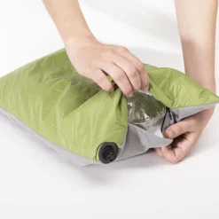 Cocoon "Air Core Pillow Ultralight" - Wasabi -Camping-Ausrüstung Verkaufsgeschäft cc acp zipper